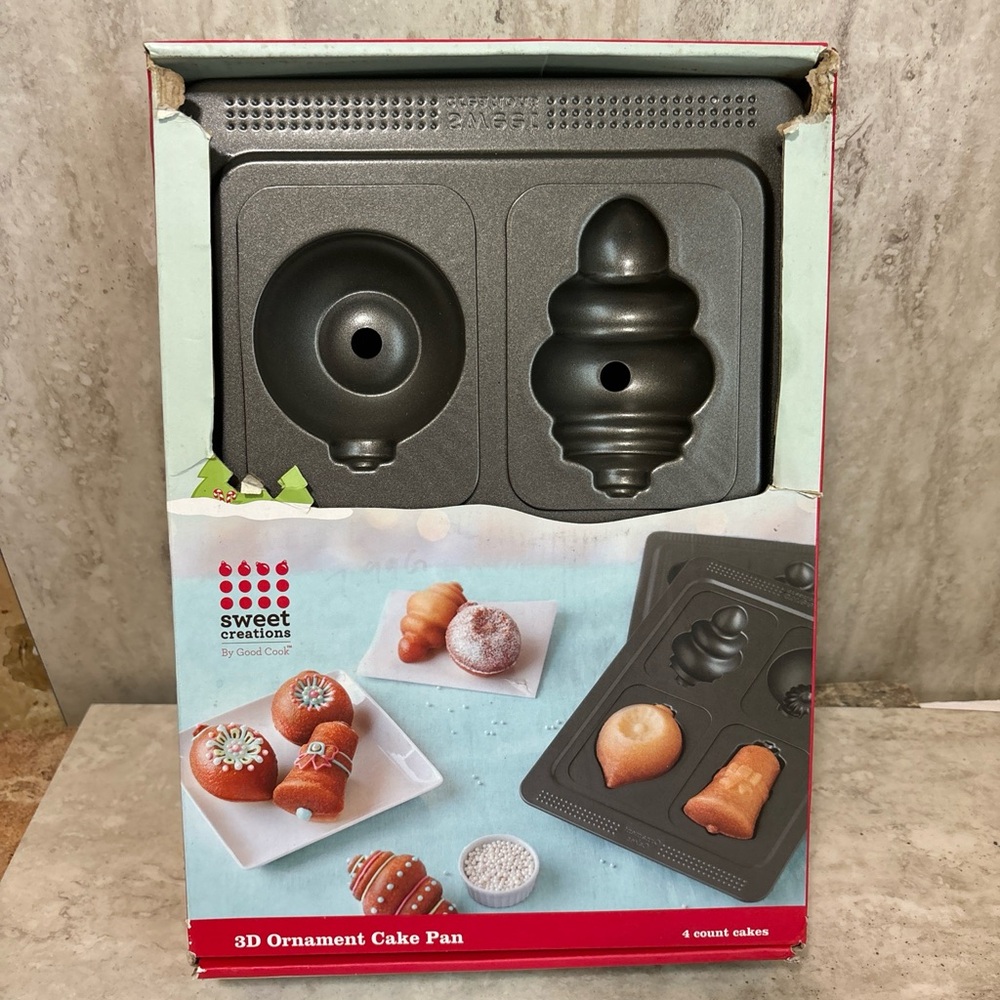 Sweet Creations 3D Xmas Ornaments Cakes Non-Stick Mini Cakes Pan Dishwasher Safe